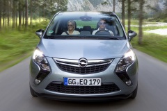 Opel Zafira Tourer 2011