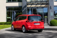 Opel Zafira 2016