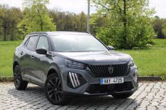 Peugeot 2008 GT 1.2 PureTech 130 (2024)