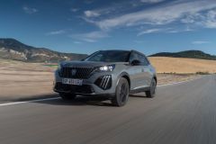 peugeot_e-2008_gt_95