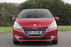 Peugeot 208 2012