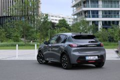 Peugeot e-208 GT 115 kW 2024