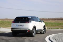 Peugeot 3008 GT Hybrid 136 e-DCS6 (2024)