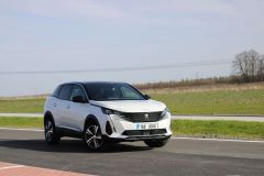 Peugeot 3008 GT Hybrid 136 e-DCS6 (2024)