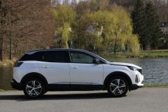 Peugeot 3008 GT Hybrid 136 e-DCS6 (2024)