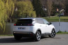 Peugeot 3008 GT Hybrid 136 e-DCS6 (2024)