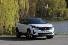 Peugeot 3008 GT Hybrid 136 e-DCS6 (2024)