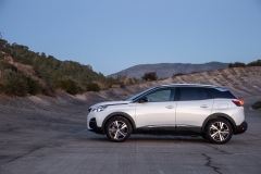 Peugeot 3008 GT Hybrid4 2020