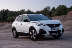 Peugeot 3008 GT Hybrid4 2020