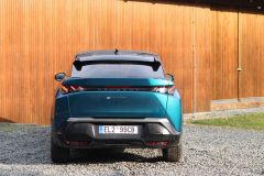 PEUGEOT e-3008 GT 2025