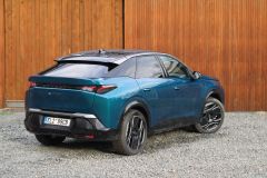 PEUGEOT e-3008 GT 2025