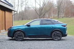 PEUGEOT e-3008 GT 2025