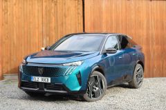 PEUGEOT e-3008 GT 2025