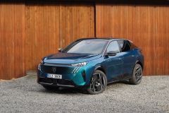 PEUGEOT e-3008 GT 2025