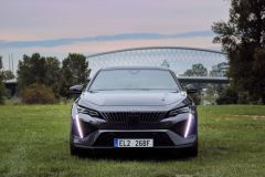 Peugeot 408 GT Hybrid 225 2023