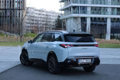 Peugeot e-5008 GT (2025)