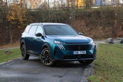 Peugeot 5008 GT Hybrid 145 2025