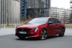 Peugeot 508 PHEV 225 2024