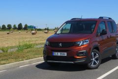 Peugeot e-Rifter 2022