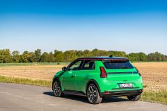 Renault 5 E-Tech Elektrický 110 kW Iconic 2025