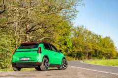 Renault 5 E-Tech Elektrický 110 kW Iconic 2025