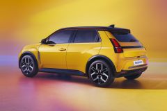 Renault 5 E-Tech electric 2024