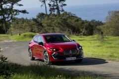 Renault Clio E-Tech Techno 2025