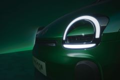 Renault Twingo E-Tech electric teaser 2025