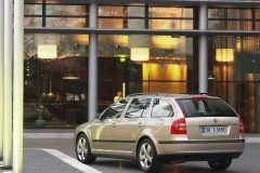 Škoda Octavia Combi 2004