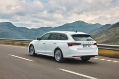 Škoda Octavia Combi 2024