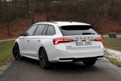 Škoda Octavia Combi Sportline 1.5 TSI 2025
