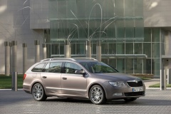 Škoda Superb Combi 2009