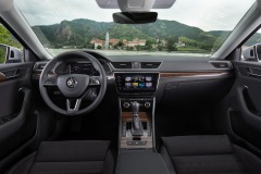 Škoda Superb Scout 2019