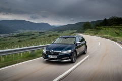 Škoda Superb Scout 2019