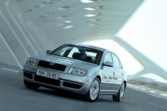 Škoda Superb 2001