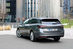 Škoda Superb Combi Selection 2.0 TSI 4x4 DSG 2025