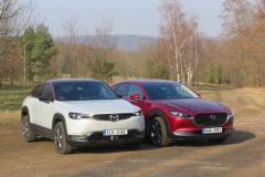 Mazda CX-30 a MX-30 2022