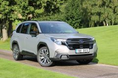 Subaru Forester e-Boxer Touring 2025