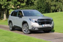 Subaru Forester e-Boxer Touring 2025