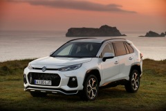 Suzuki Across 2020