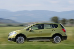 Suzuki SX4 S-Cross 2013