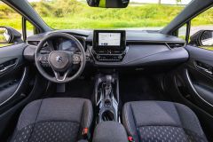 Suzuki Swace 1.8 Hybrid Premium 2023 interiér