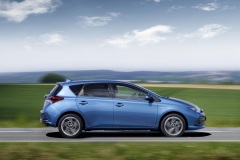 Toyota Auris Hybrid 2015