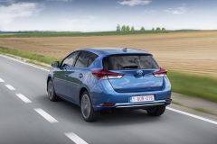 Toyota Auris Hybrid 2015