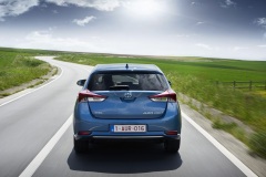 Toyota Auris Hybrid 2015