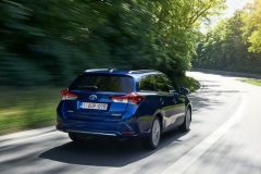 Toyota Auris Touring Sports 2015
