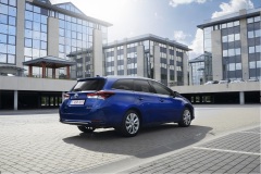 Toyota Auris Touring Sports 2015