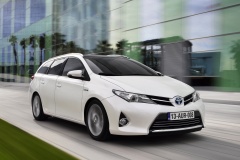Toyota Auris Touring Sports Hybrid 2013