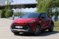 Toyota C-HR PHEV GR Sport 2024