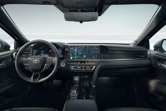 Toyota Camry Hybrid 2024